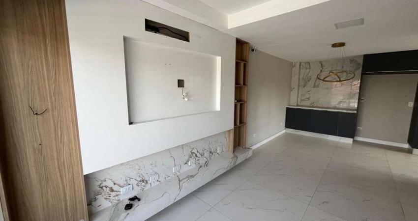 Sobrado com 4 quartos  à venda, 158.25 m2 por R$1380000.00  - Xaxim - Curitiba/PR