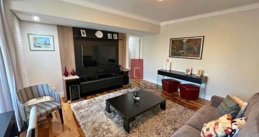 Apartamento reformado e mobiliado para locação no tatuapé. 2 suítes e varanda gourmet