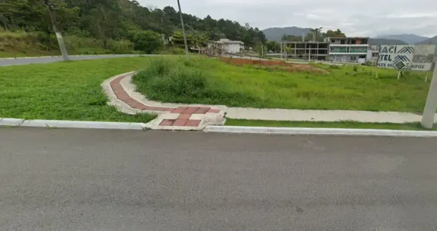 Terreno de esquina à venda no Bairro da Barra, Balneário Camboriú