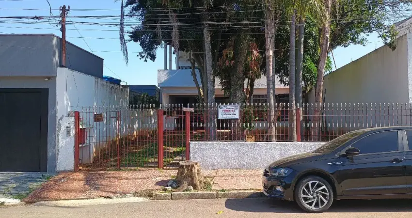 Casa à Venda Espaçosa em Jordanésia, Cajamar