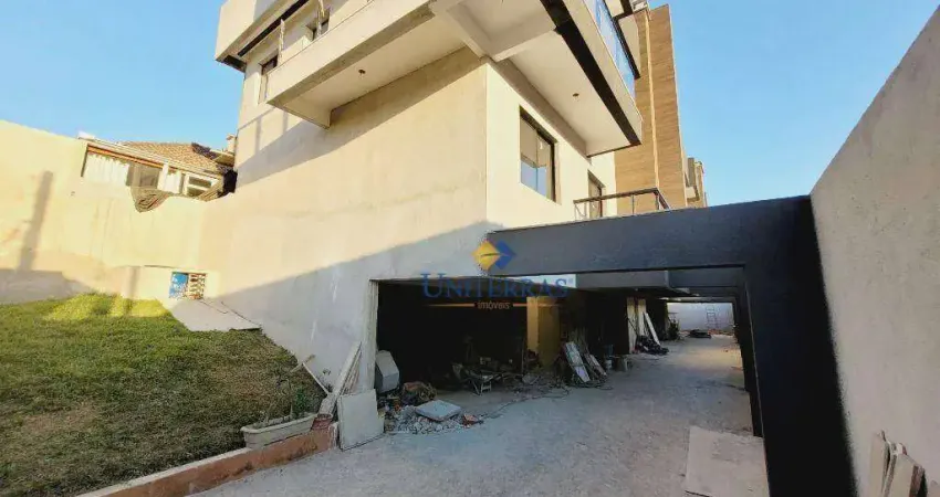 Sobrado com 3 dormitórios à venda, 148 m² por R$ 460.000,00 - Guaraituba - Colombo/PR