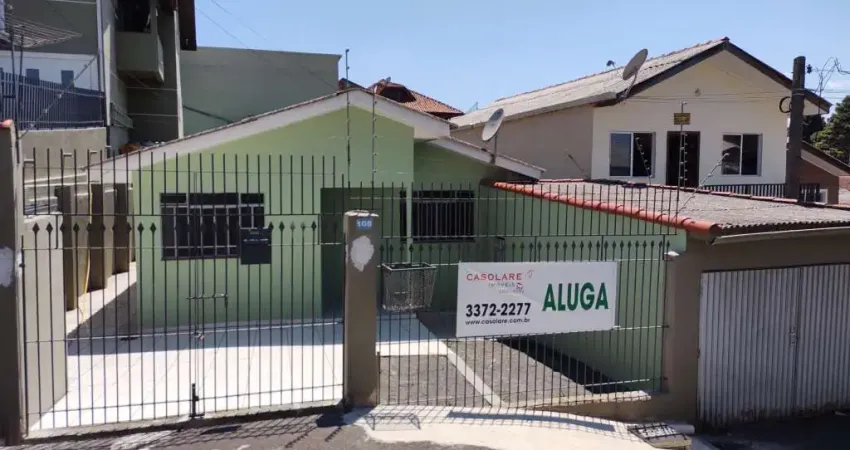 Casa com 3 quartos para alugar na LIRIOS, 108, Jardim Boa Vista, Campo Magro