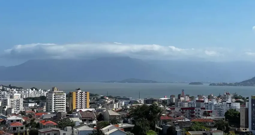 Apartamento com 3 quartos à venda na Rua Araci Vaz Callado, 1564, Estreito, Florianópolis