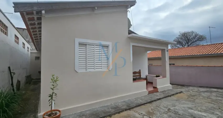 Linda casa com 3 quartos e lavanderia - ótima localização, sendo 5 minutos da vale sul shopping