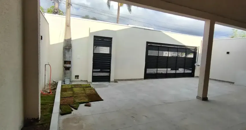 Casa completamente recém-reformada na região do jardim satélite próximo a paroquia espírito santo, loja estrela do lar