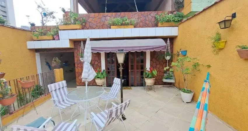 Casa com 3 quartos à venda na Rua Taques, 21, Vila Carmosina, São Paulo