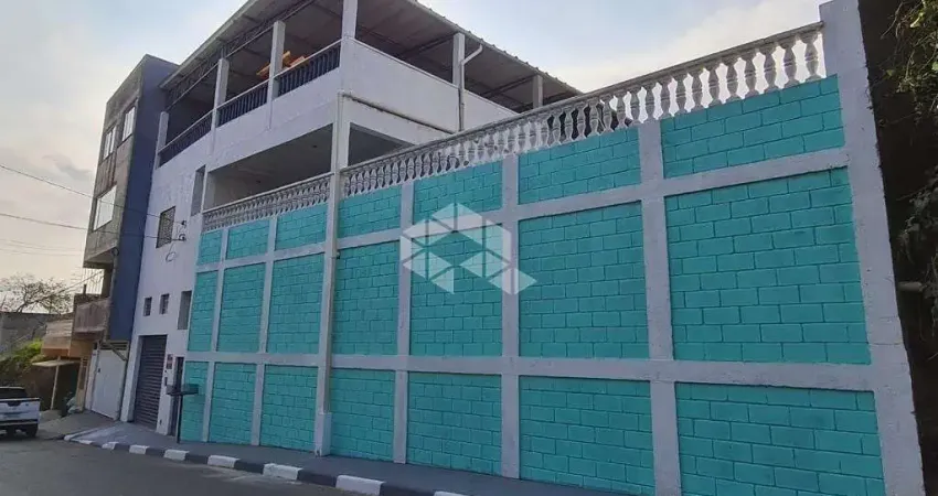 Casa com 04 dormitorios á venda por R$ 550.000,00 - Jardim Santana - Mairiporã/SP