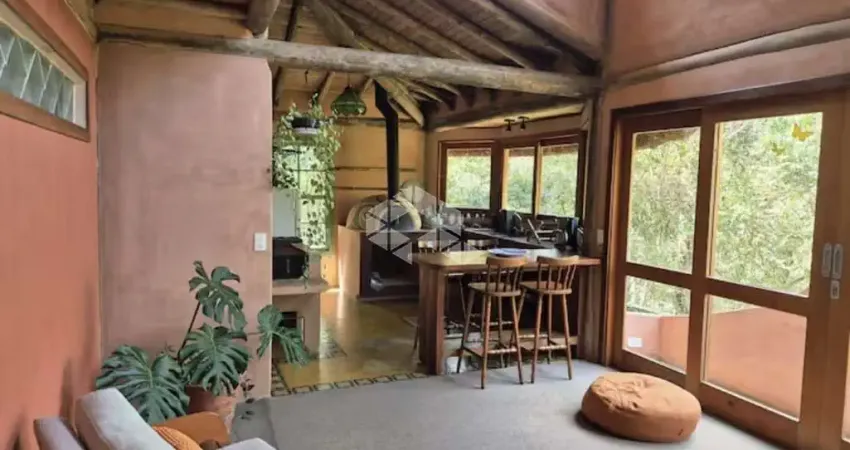 Casa com 02 dormitorios á venda por R4 960.000,00 - Sausalito - Mairiporã/SP