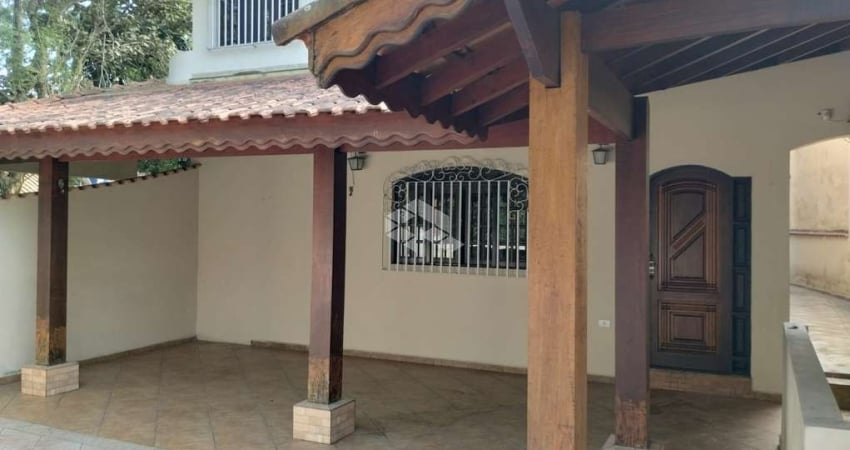 SOBRADO RESIDENCIAL ESPAÇOSO COM POMAR NA PRAIA VERMELHA, DIADEMA!