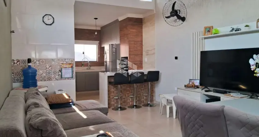 Sobrado amplo e aconchegante com 3 dormitórios e 4 banheiros