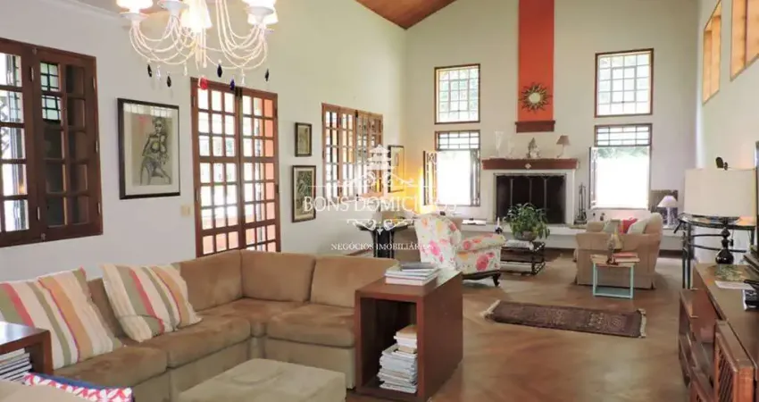 Essa casa na Granja é a oportunidade que você estava esperando 4 Suítes - terr.1.200m2