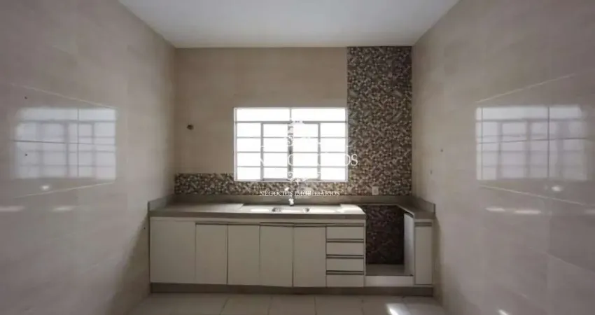 Casa térrea à Venda - Jardim do Engenho - Cotia