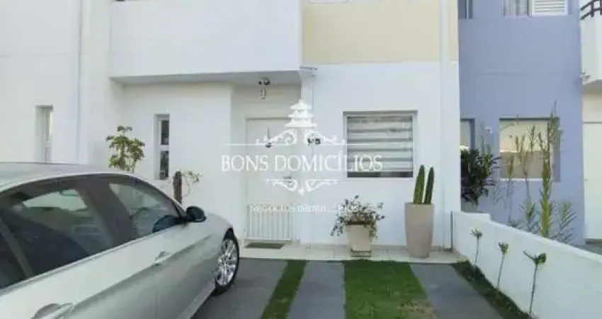 CASA A VENDA EM CONDOMINÍO - 02 DORMS - 90M² - R$ 530.000