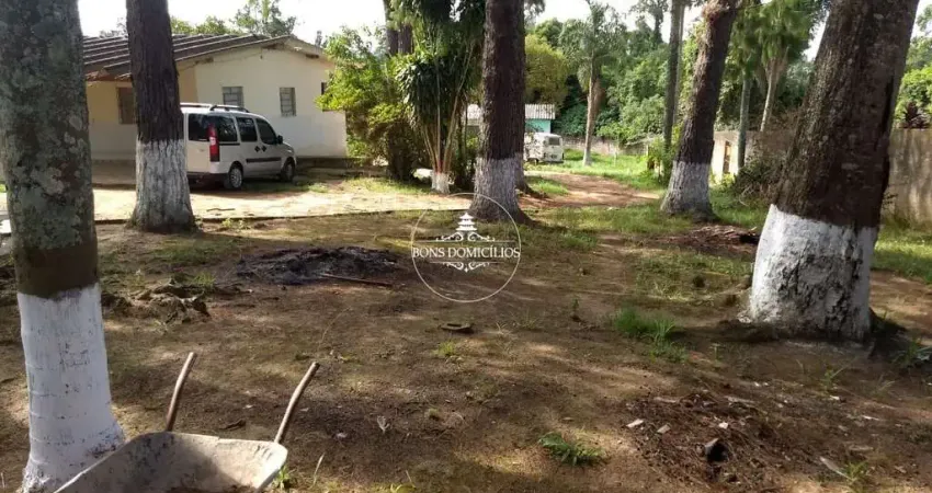 Belíssima Chácara em São Roque com 6.600m e duas casas por apenas 650 mil