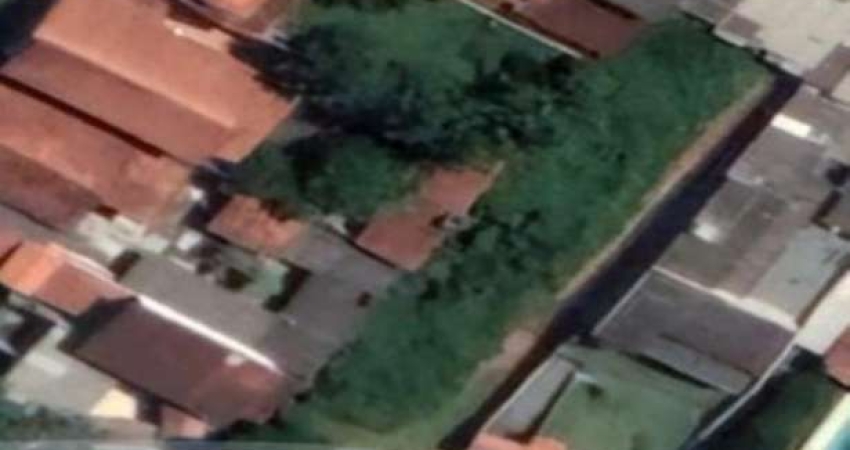 Terreno para Venda em Cotia / SP no bairro TERRENO DE 500m NA MELHOR REGIÃO DA GRANJA. ATRÁS DO SHOPPING.