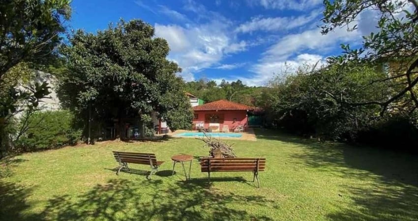 Casa Térrea para Venda no bairro Fazendinha/Granja Viana