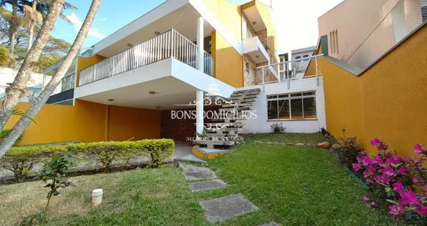 Ótima casa para locação na granja viana ao lado do colégio rio branco