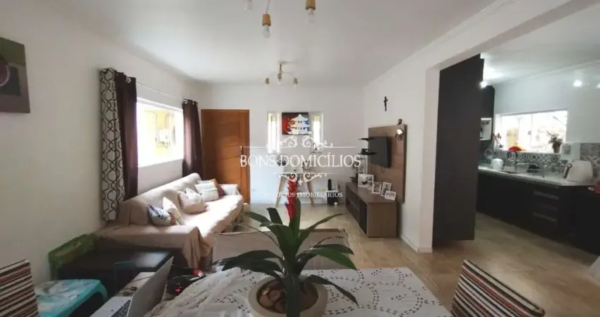 Imperdível casa à venda em Cotia-SP, Jardim da Glória: 4 quartos, 3 suítes, 2 salas, 2 vagas de garagem, 150m² de área.