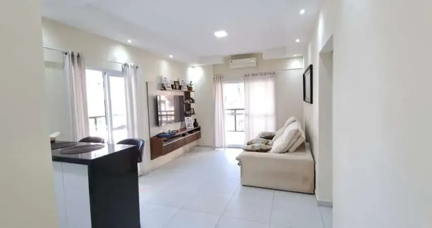 Lindo apartamento 2 dormitórios a 200 m da praia !!!