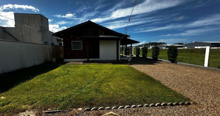 Casa para Venda em Guaramirim, Escolinha, 3 dormitórios, 1 banheiro, 1 vaga