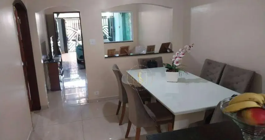 Casa com 3 dormitórios à venda, 236 m² por R$ 850.000,09 - Utinga - Santo André/SP
