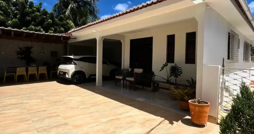 Casa com 3 quartos à venda na Rua Assad Salha, Lagoa Nova, Natal