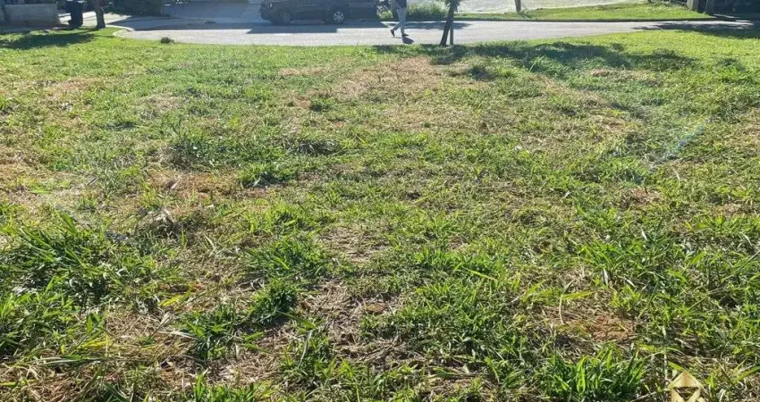 Terreno à venda, 300 m² por R$ 420.000 - Parque Piracangagua - Taubaté/SP