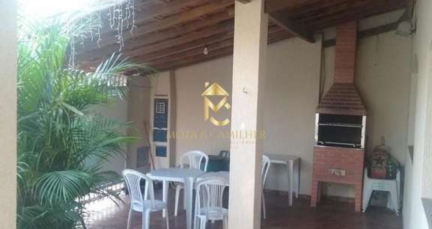 Sobrado a venda no bairro Parque Tabaete em Taubaté