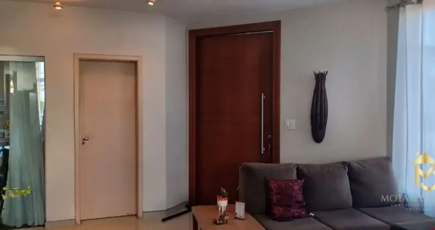Magnífico Imóvel localizado no Condomínio Campos do Conde II
