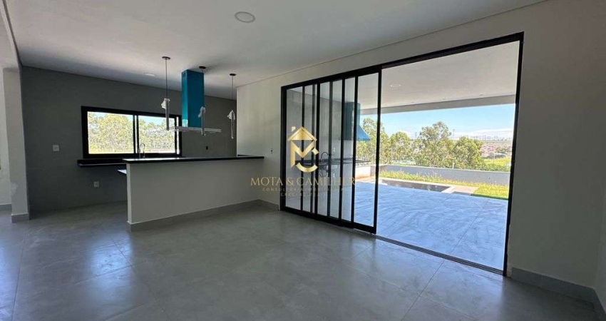 Casa nova com piscina de aluguel e venda em condomínio, Taubaté.