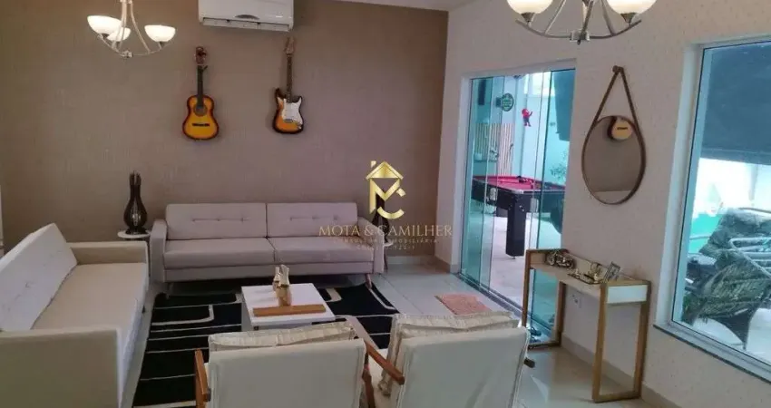 Casa em condomínio fechado com 3 quartos à venda em Piracangaguá, Taubaté 