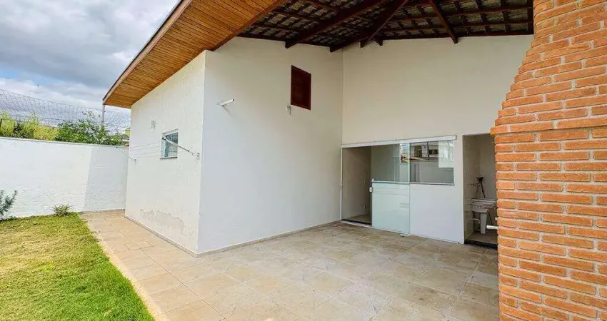 Casa com 3 quartos para alugar na Rua Carlos Drummond De Andrade, Campos do Conde, Tremembé