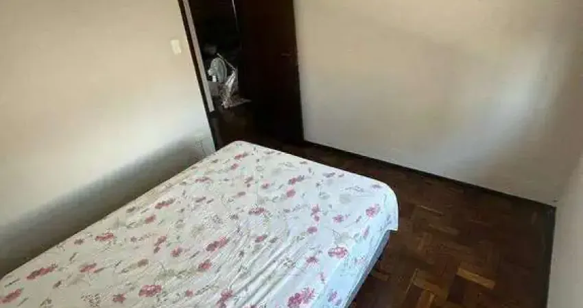 Casa com 4 quartos para alugar na Rua Marquês do Herval, Centro, Taubaté