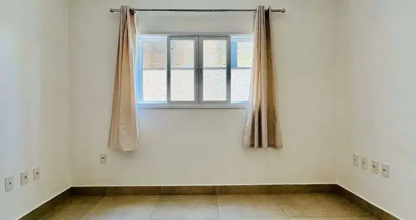 Casa com 3 quartos para alugar na Rua Guimarães Rosa, Centro, Tremembé