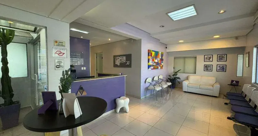 Sala comercial para alugar na Rua Irmã Maria Rita de Moura, Vila Jaboticabeira, Taubaté