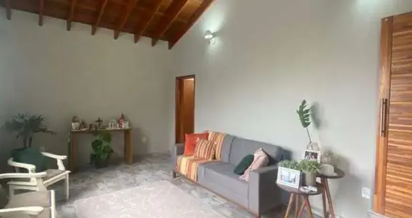 Casa com 5 quartos para alugar na Rua Professor Escolástica Maria de Jesus, Jardim Baronesa, Taubaté