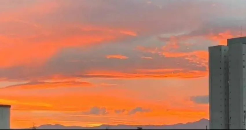 Apartamento com 3 quartos à venda na Rua Irmã Maria Rita de Moura, Vila Jaboticabeira, Taubaté