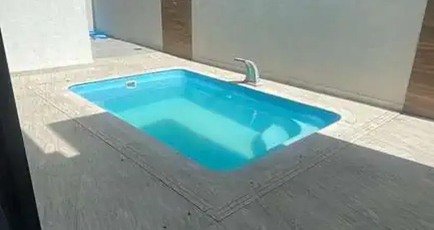 Casa térrea com piscina e 3 dormitórios sendo 1 suíte em tremembé