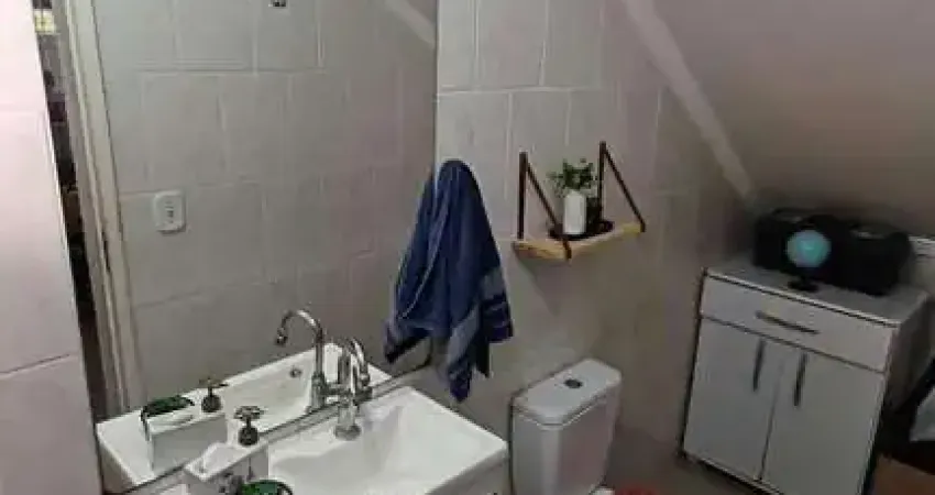 Casa com 2 quartos à venda na Avenida Oswaldo Barbosa Guisard, Jardim Gurilândia, Taubaté