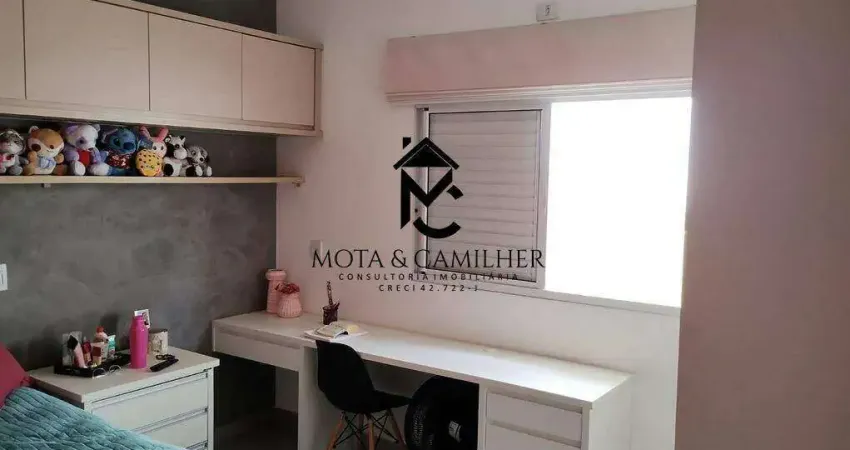 Casa com 4 quartos à venda na Rua da Constituição, Vila Iapi, Taubaté