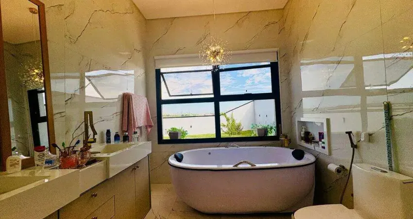 Casa com piscina e varanda gourmet à venda em condomínio fechado.