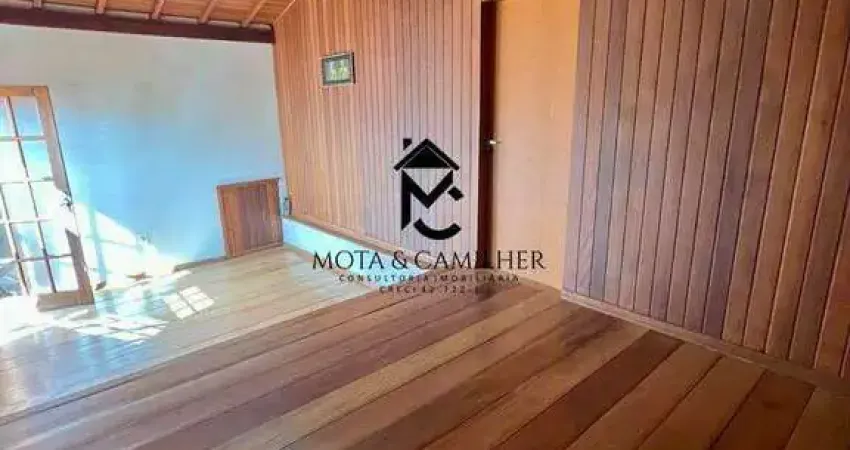 Casa com 3 quartos à venda na Rua Edvaldo Monteiro, Estiva, Taubaté