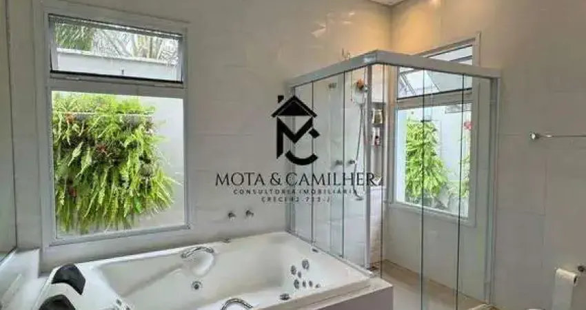 Casa em condomínio com piscina e varanda gourmet para venda e locação.