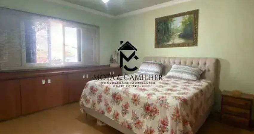 Casa com 3 quartos à venda na Rua Floriano Peixoto, Centro, Taubaté