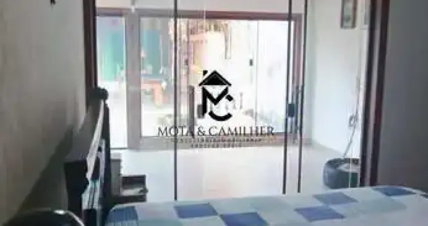 Oportunidade casa em via pública com piscina à venda em taubaté.