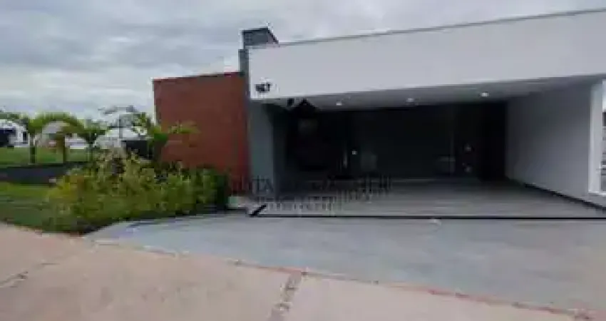 Belíssima casa térrea disponível para venda ou locação condomínio fechado