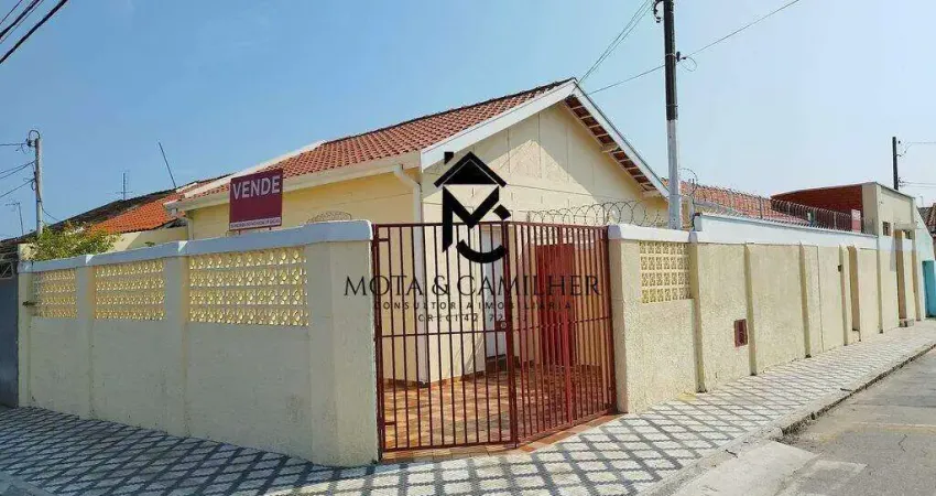 Casa com 7 quartos à venda na Rua Voluntário Penna Ramos, Centro, Taubaté