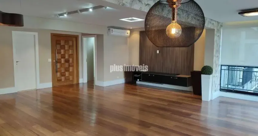 Panamby - rua fechada com portaria - apartamento com 201,m² 4 suítes 4 garagens - excelente lazer.