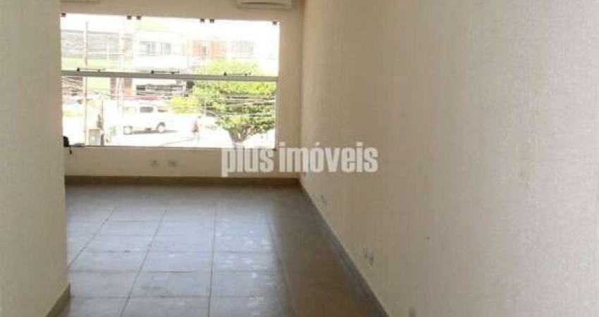 CASA COMERCIAL A 30 METROS DO METRO BUTANTÃ, BASTANTE MOVIMENTO,  NA RUA COM PREDIOS NOVOS.
