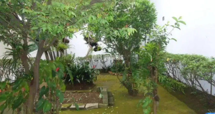 Casa Assobradada com 4 Dormitórios 2 Suites 4 Vagas no Morumbi